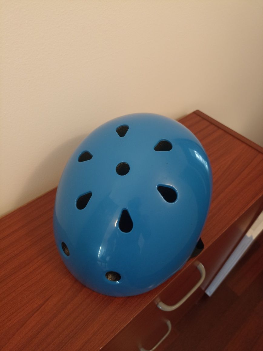 Capacete azul para multiusos para crianças da Decathlon