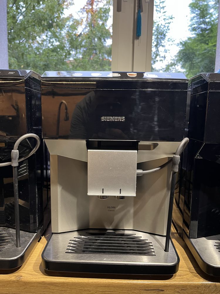 Ekspres Siemens EQ500 - refurbished pozbawione wady napędu