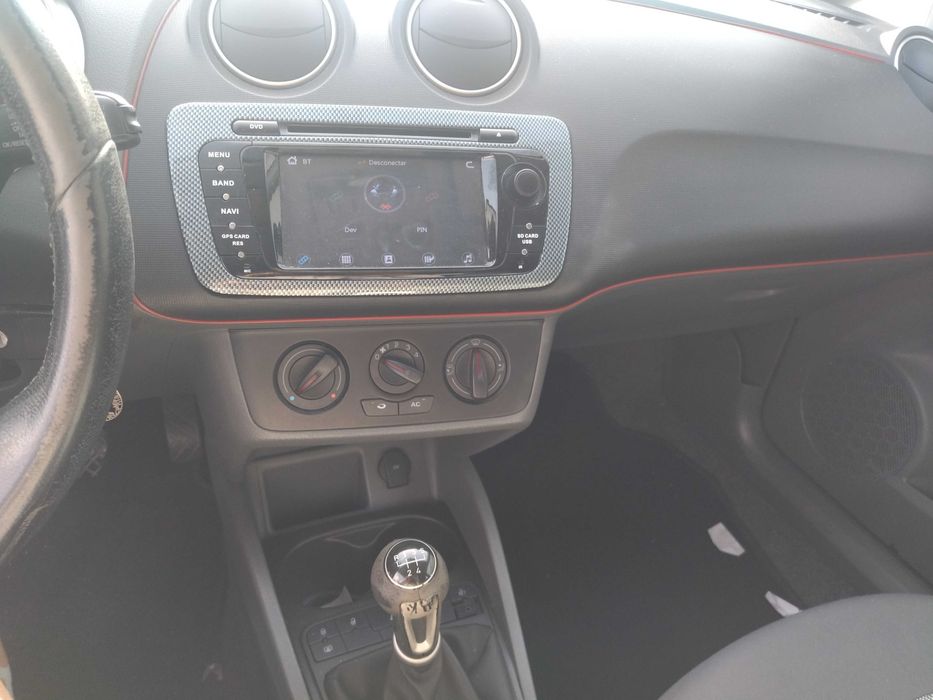 SEAT 2009 poucos quilómetros