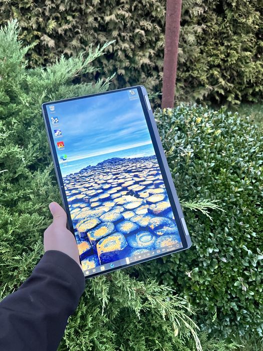 Dell Latitude 7400 2-in-1 i7-8665U SSD 256 ГБ IPS 14” Full HD