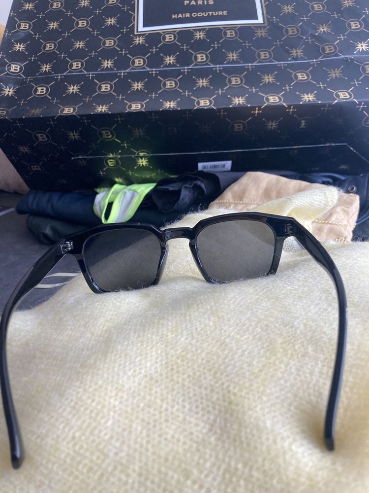 Oculos de som estilo Gucci