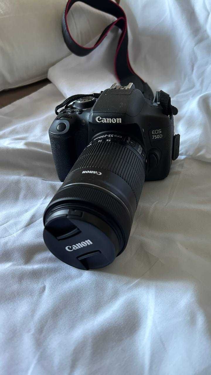 Дзеркальний фотоапарат Canon EOS 750D WiFi + об'єктив EF-S 55-250 STM