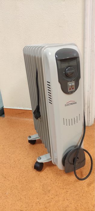 Aquecedores a oleo a funcionar em bom estado