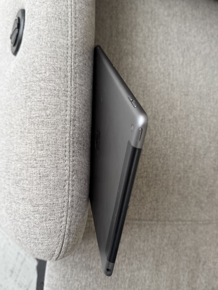 Apple iPad 7 Gen. 128Gb