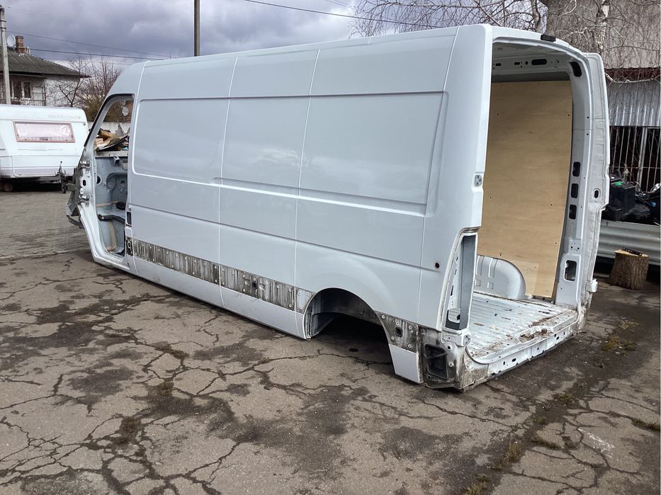 Кузов Максі білий Renault Master 4 Opel Movano Бочина Четверть
