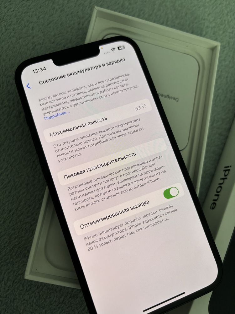 Айфон 13 256 gb почти новый