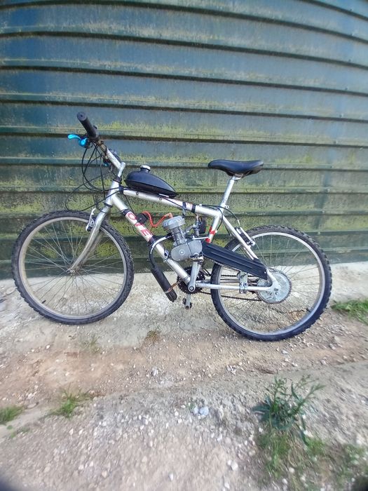 Bicicleta com motor