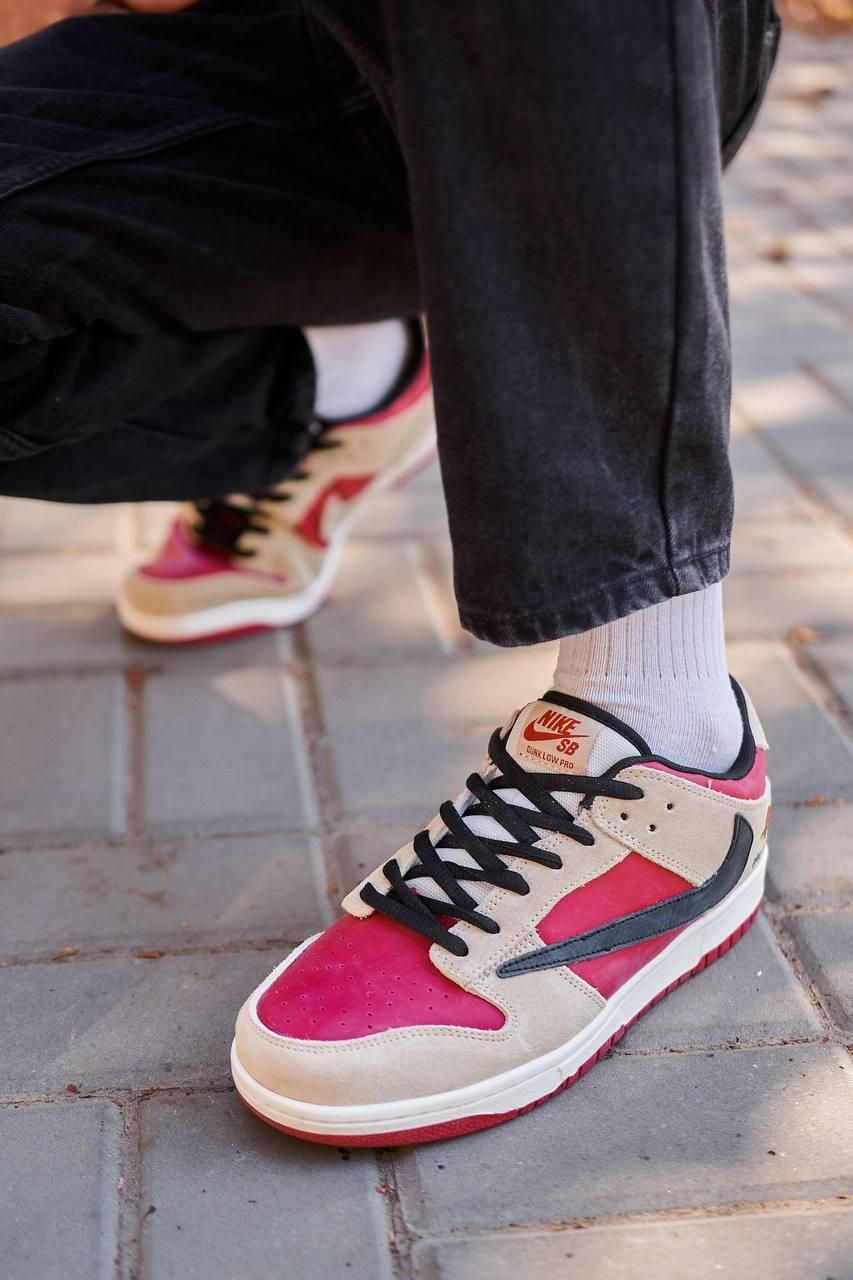 Кроссовки Nike SB Dunk Low x Travis Scott PlayStation Red