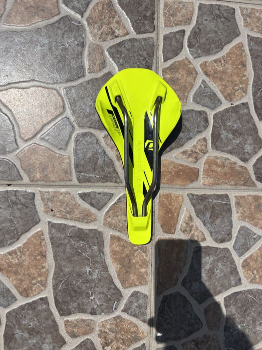 Avancos syncros e pedais