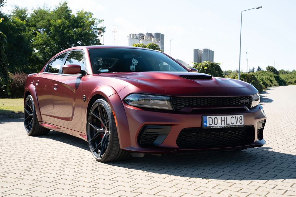Dodge Charger pierwszy właściciel , stan perfekcyjny