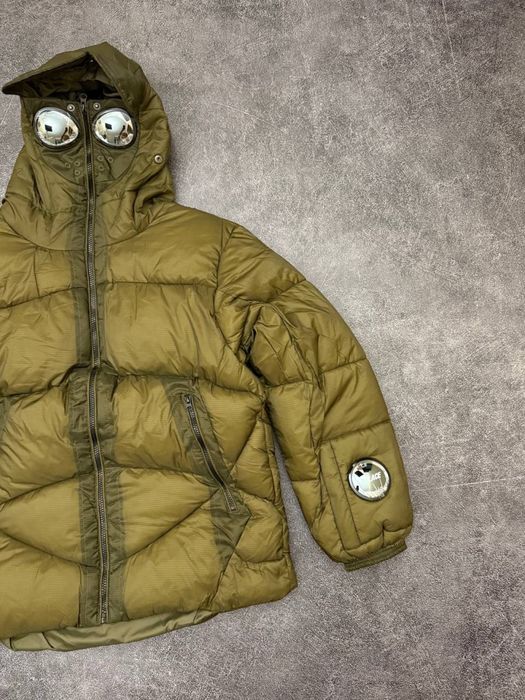 Зимовичй дутий пуховик C.P Company x Palace