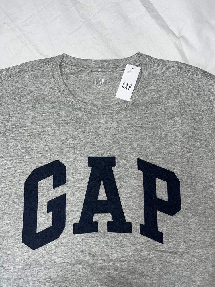 тішка gap / футболка GAP