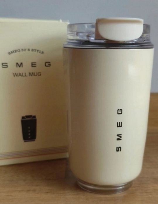 Kubek termiczny smeg