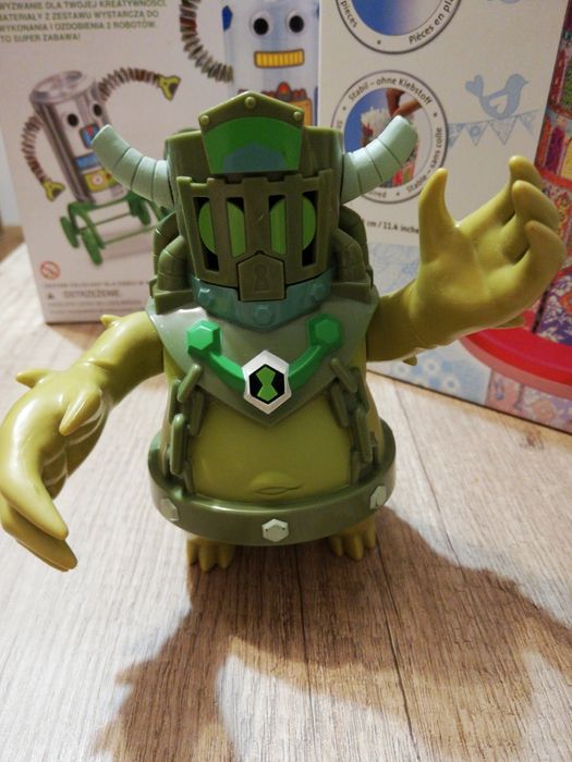 Bandai Ben 10 Omniverse - Figurka funkcyjna