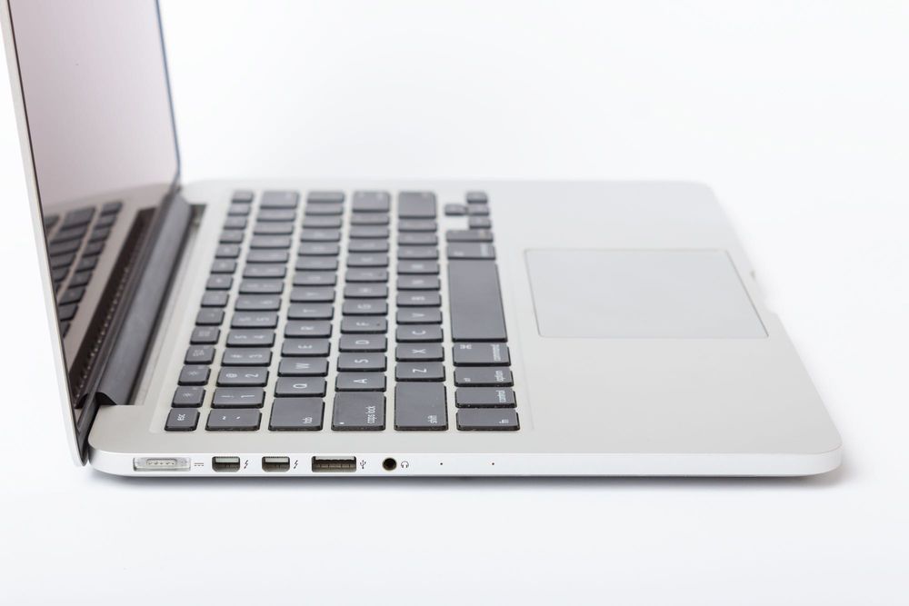 Apple MacBook Pro 13" Early 2015 MF840 A1502 Retina 13" i5/8/256