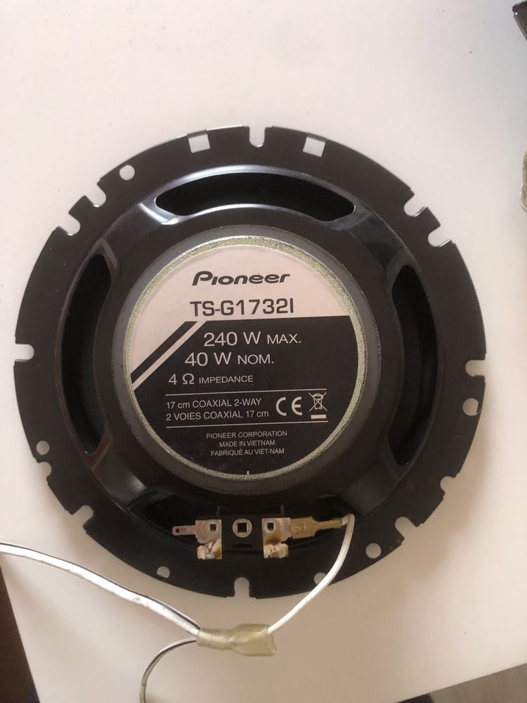 Colunas pioneer 300w