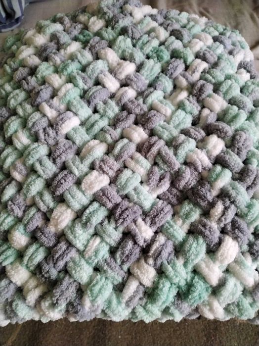 Продам 2 дитячіх пледа по 700грн. кожний