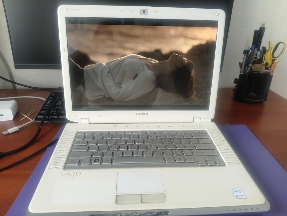 Ноутбук sony varo VGN-CR11SR б/у