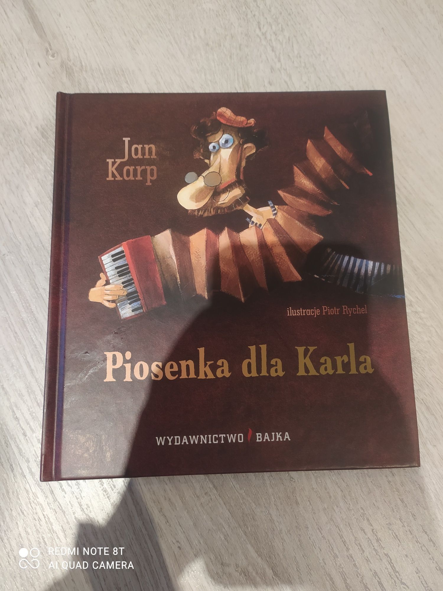 Książka dla dzieci Piosenka dla Karla Jan Karp Bajka