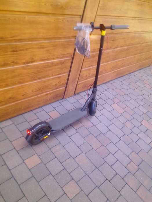 Nowa Hulajnoga xiaomi 4 z kierunkami