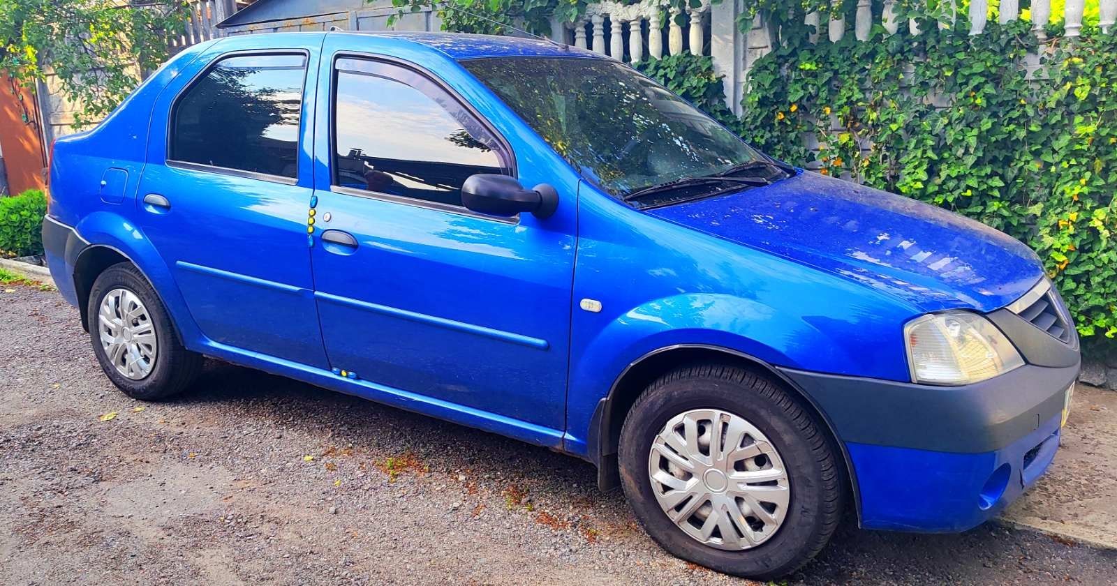 Дача Логан 2006р.