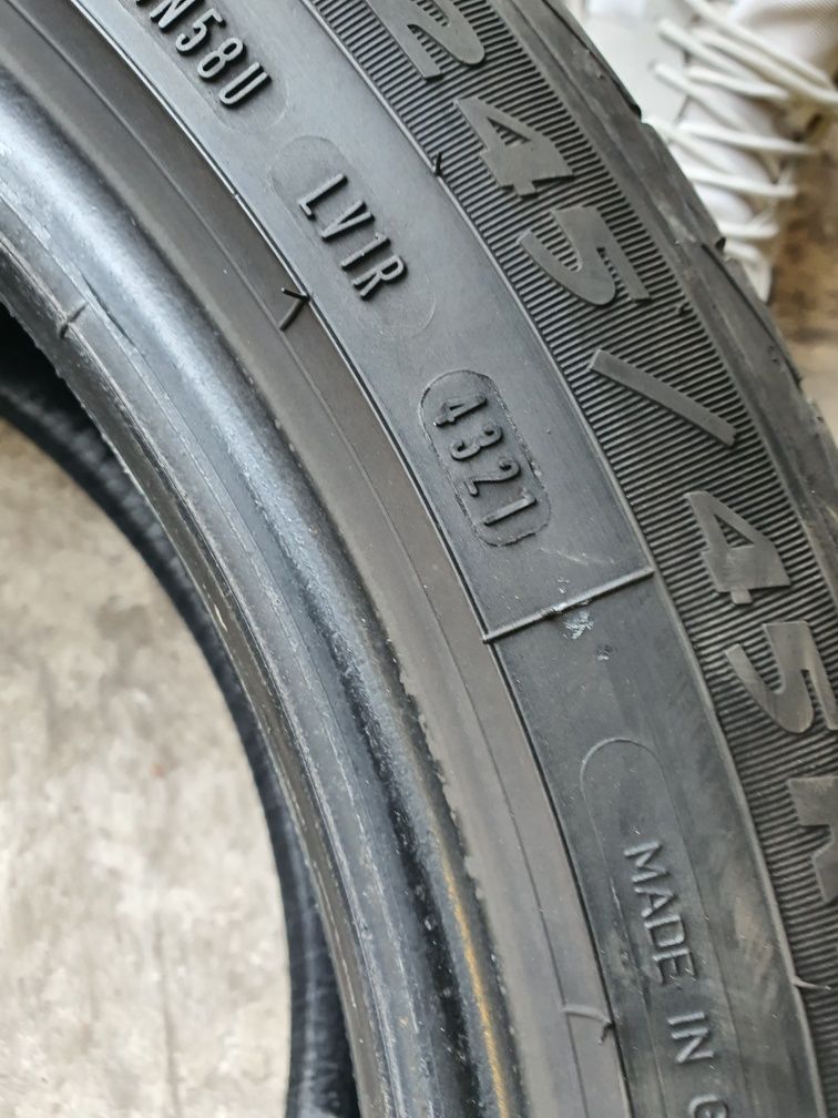 Opony letnie Dębica 245/45/R18