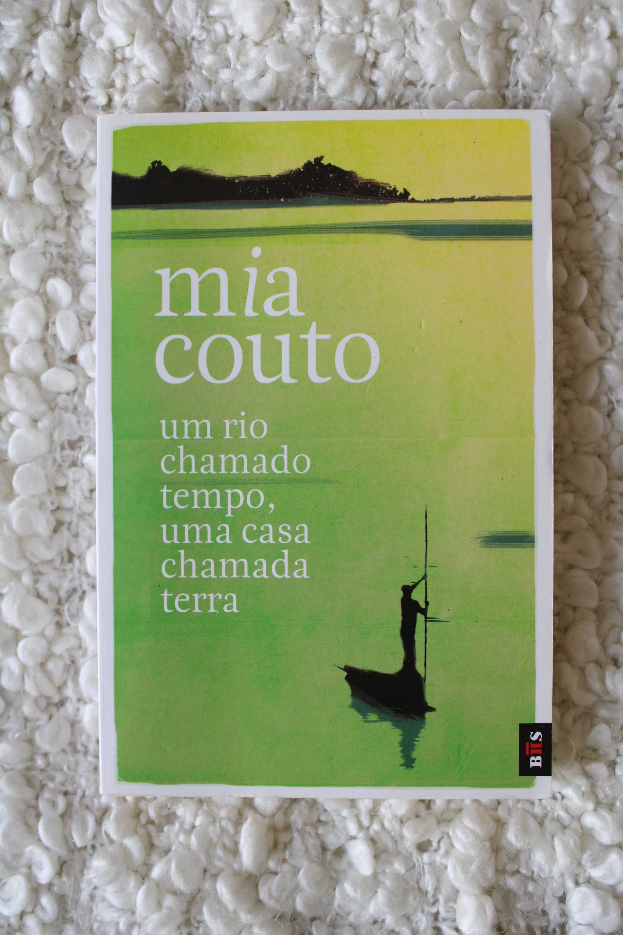 Livro Um rio chamado terra, uma casa chamada tempo de Mia Couto