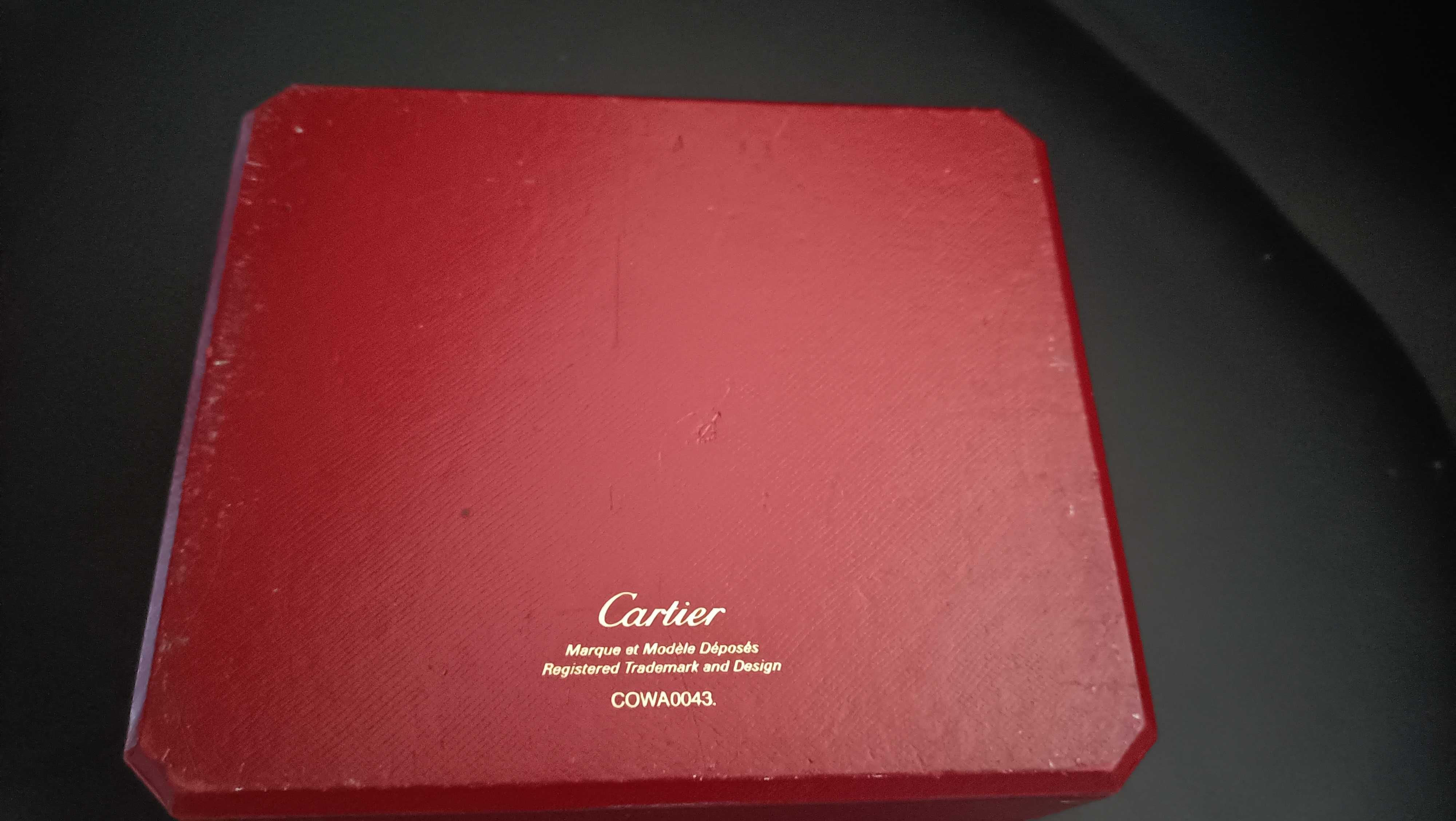 Caixa cartier para relógio em pele vermelha