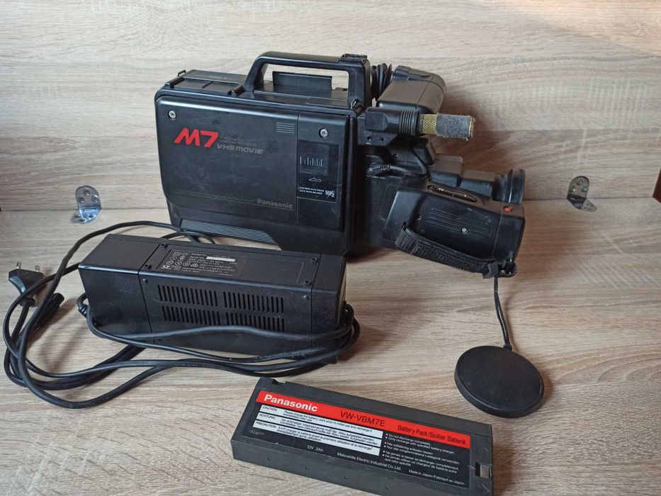 Відеокамера Panasonic M7 касета VHS перевірена БЕЗКОШТОВНА ОЛХдоставка