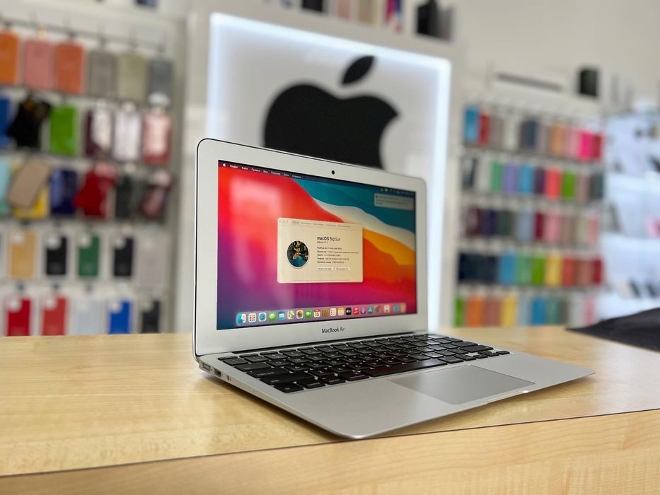 Macbook Air 11” 2013 состяние новых! i5 1.6/4/128ssd