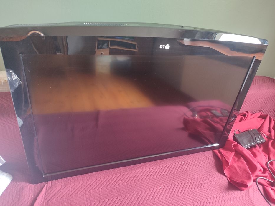 Telewizor LG 45calowy