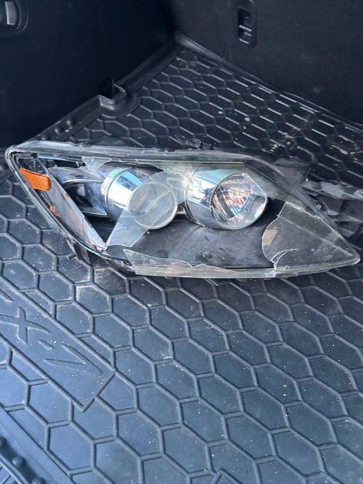 Фари передні, права ліва пошкоджені   Mazda CX-7 2010