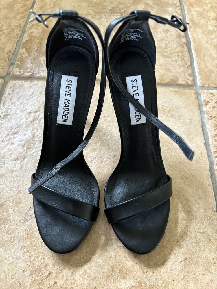 Sandały na szpilce  Steve Madden rozmiar 36