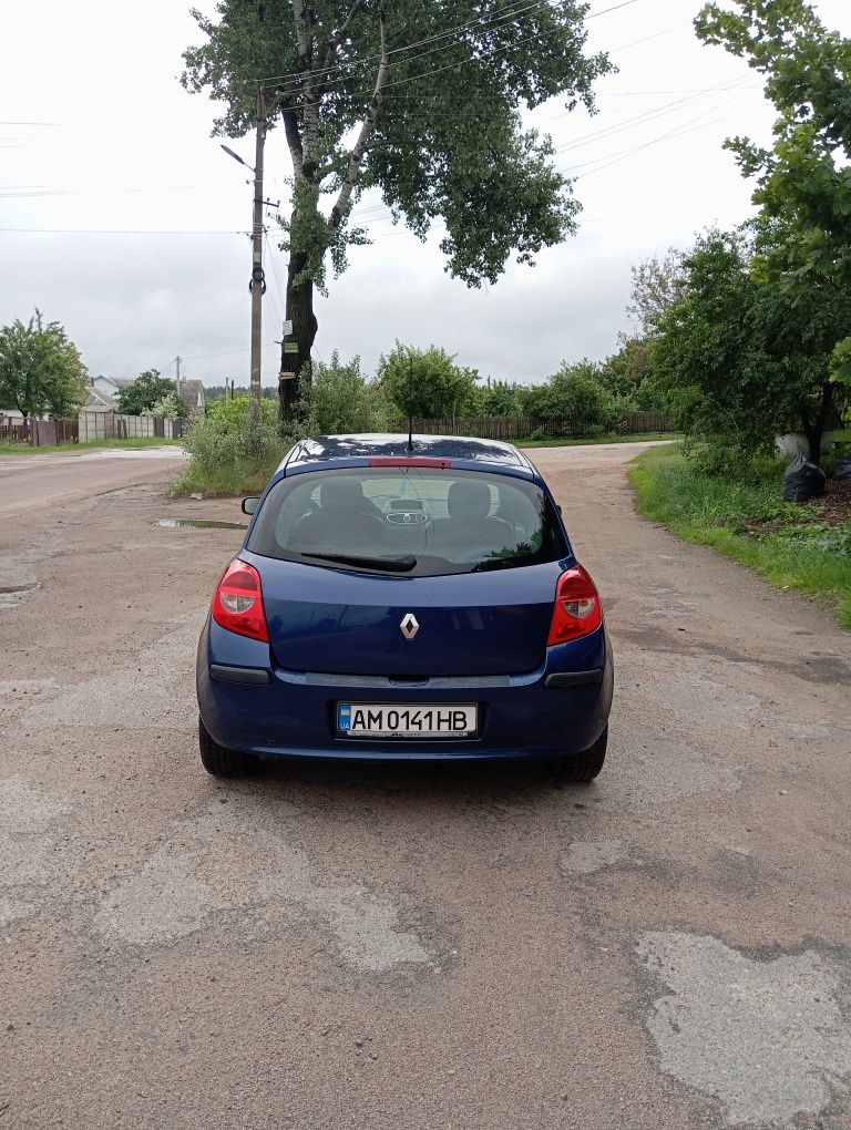 Renault Clio 3. 2008рік.