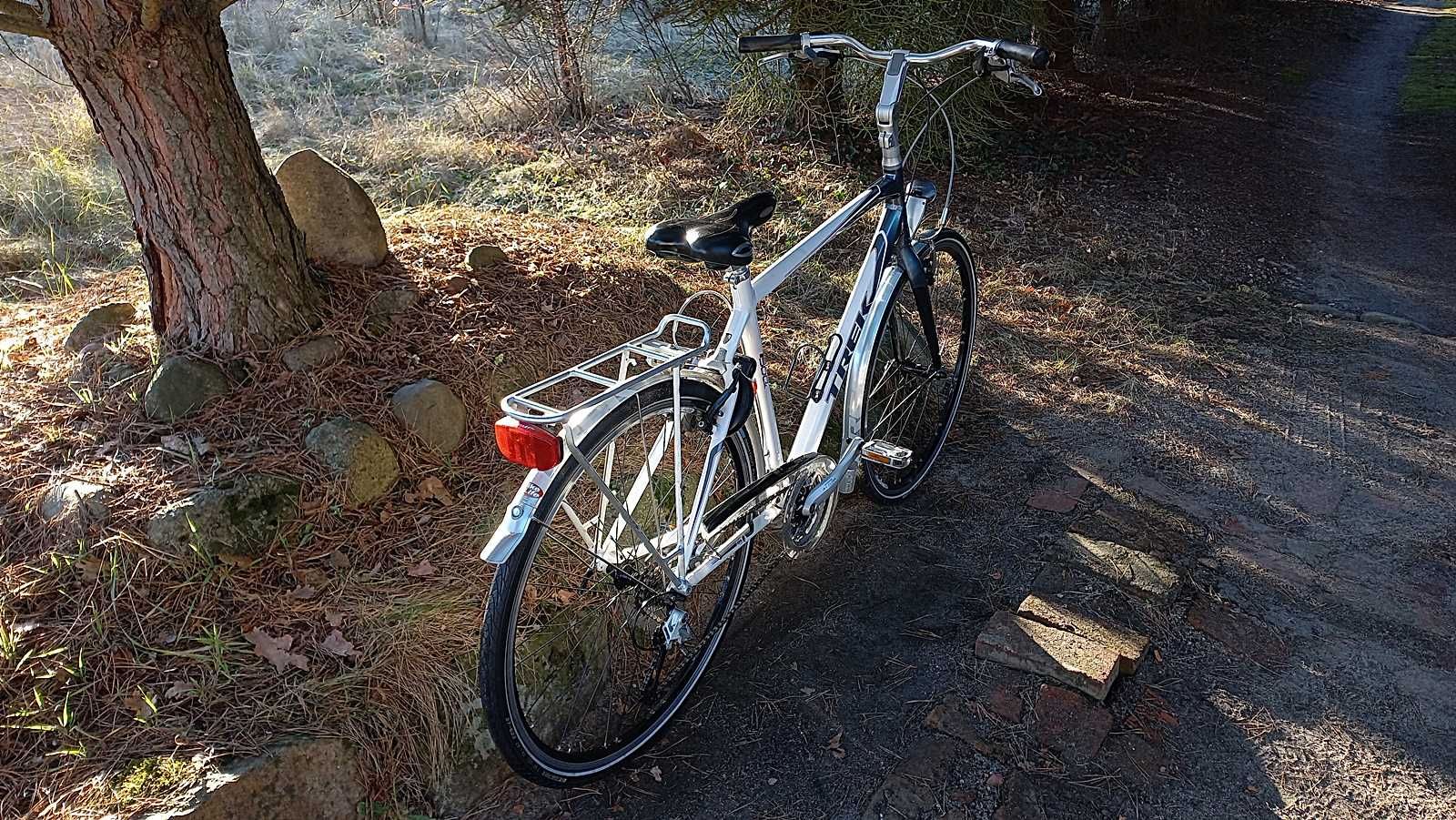 Alu Rower Miejski Męski Trek Navigator T500 SL 3x8 Deore Carbon 28