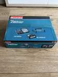 Zestaw zasilający MAKITA 2x BL4040 + DC40RA