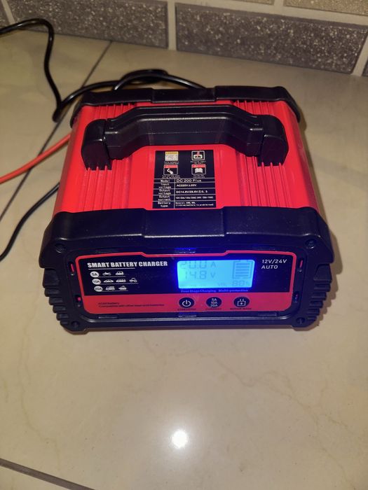 Зарядное устройство Demuda DMD - DC 200 plus