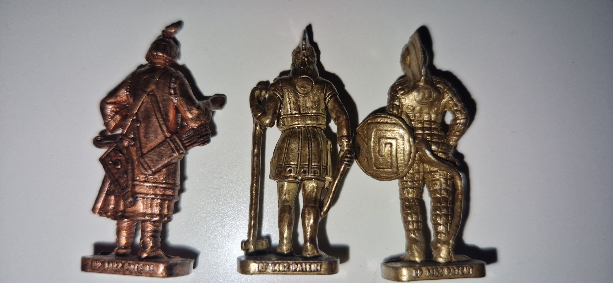 Mongoł i inkowie figurki metalowe z kinder niespodzianka