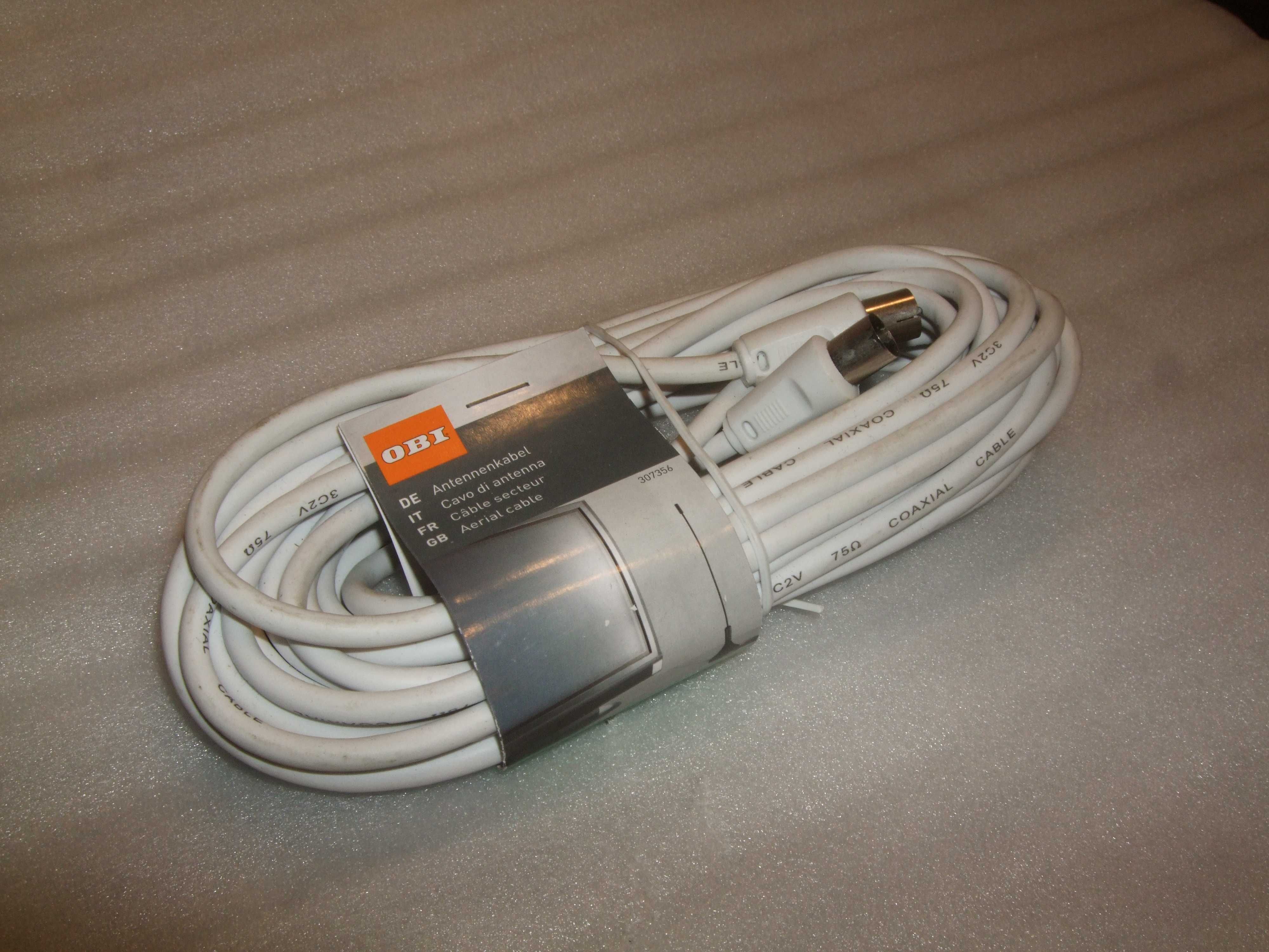 Kabel antenowy  połączeniowy 7,5 m.
