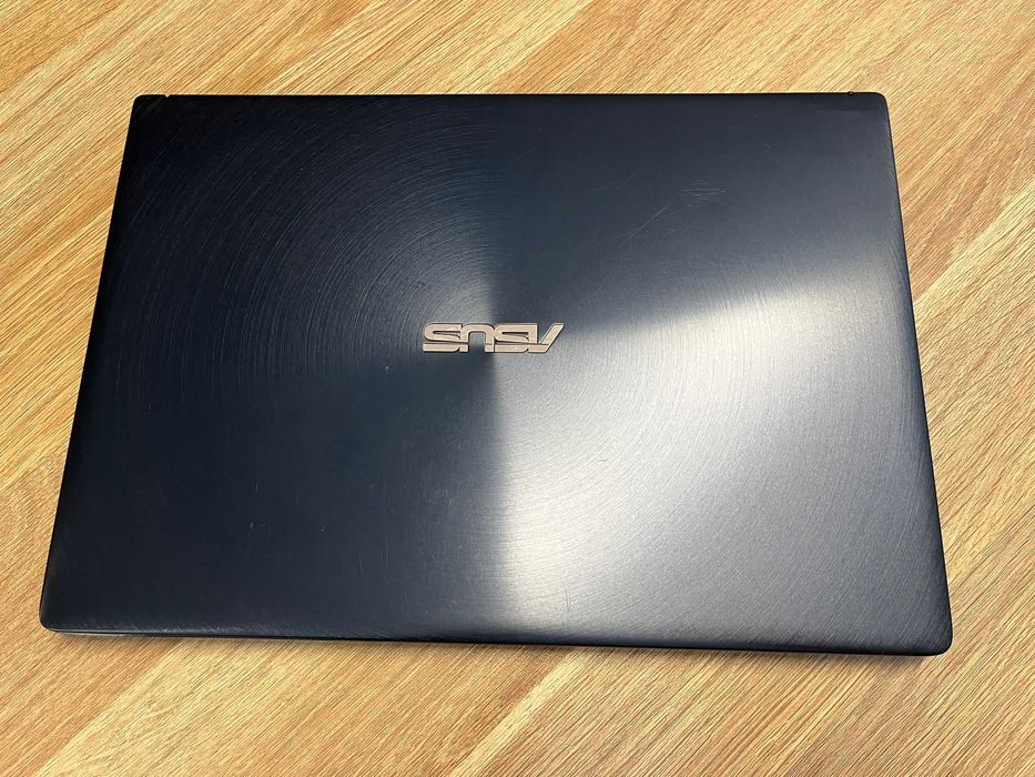 ASUS ZenBook UX480F – i5 / GTX 1050 / 8GB RAM / 1TB NVMe SSD