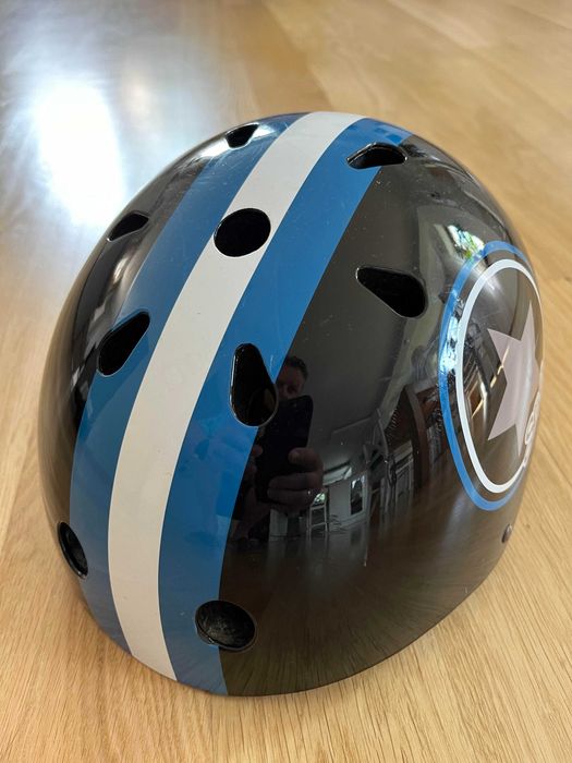 Kask dziecięcy - rower rolki wrotki deskorolka