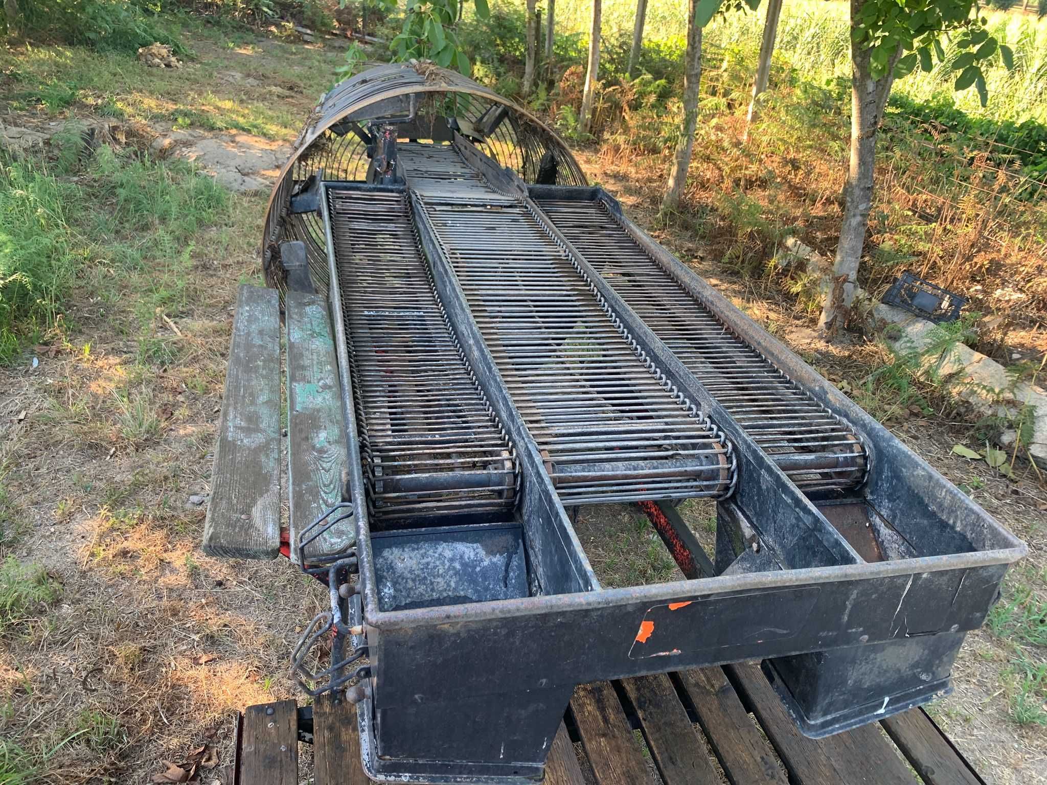 Máquina de arrancar batatas - 3500€