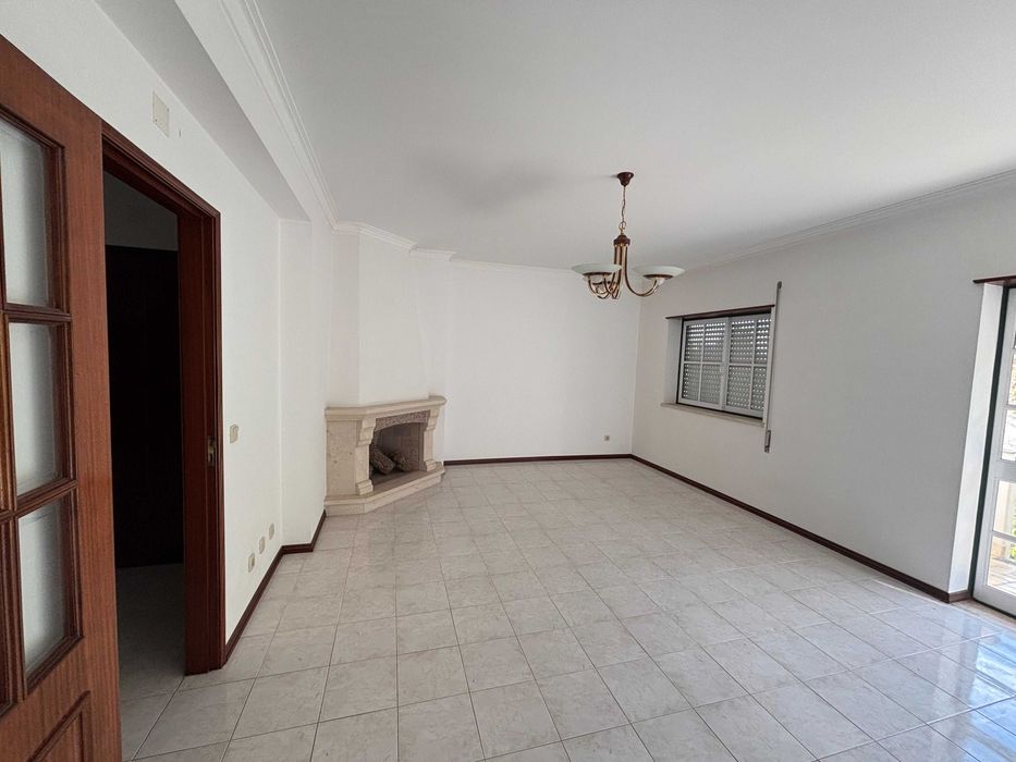 Apartamento T3 em Ourém