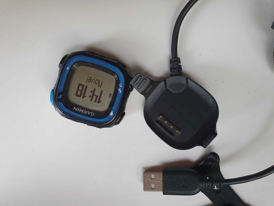 Часы наручные Garmin Forerunner 15. Без ремешка.