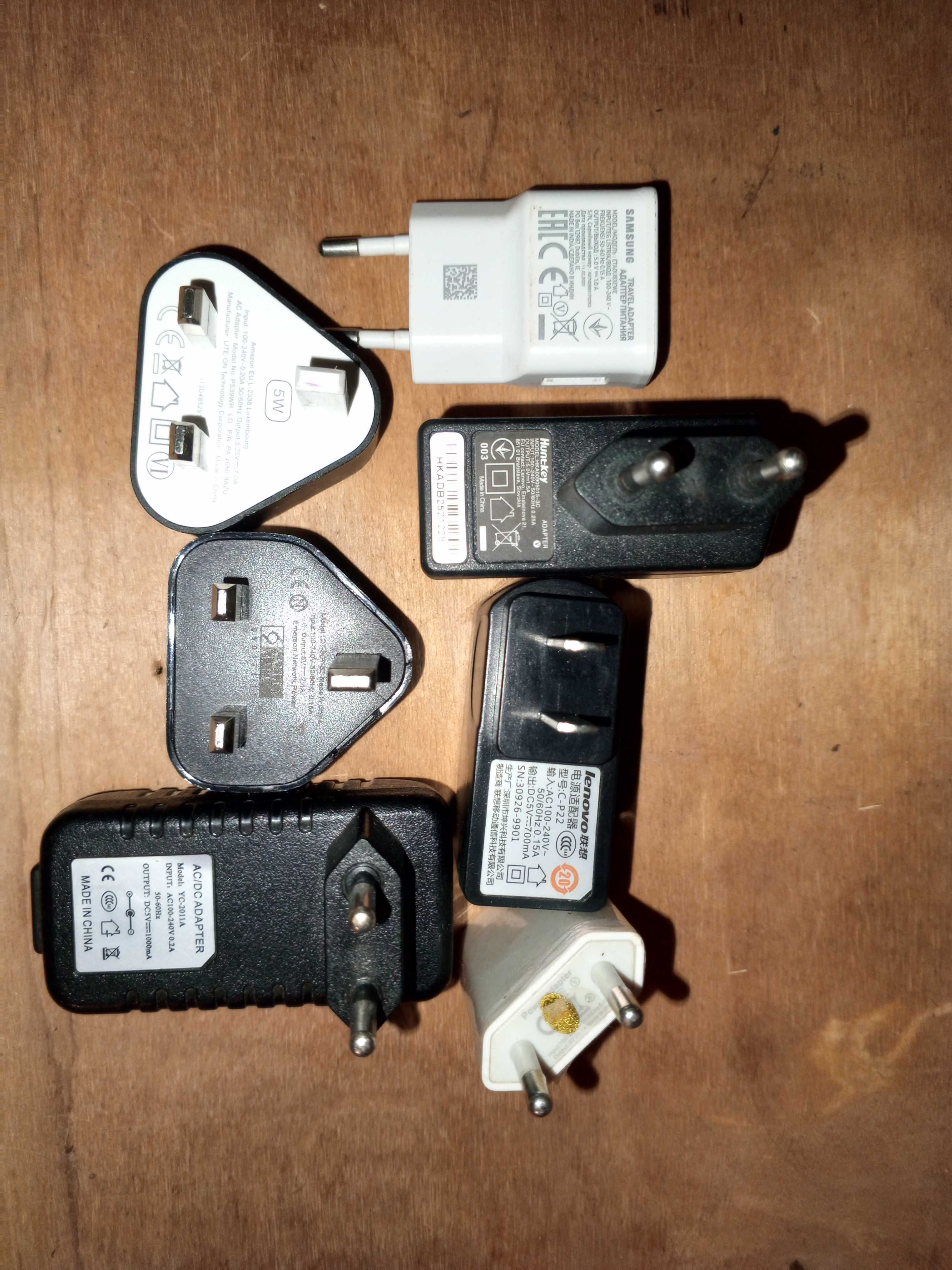 Адаптер, блок питания, зарядка гнездо USB (F) Тип A 5V, 0.5-2.1A