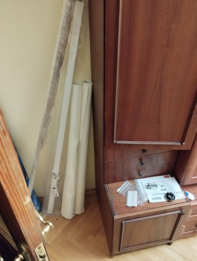Шафа, шкаф в кімнату