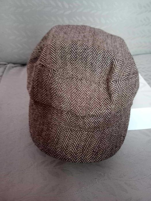 Czapka damska w jodełkę H&M nowa bez metki