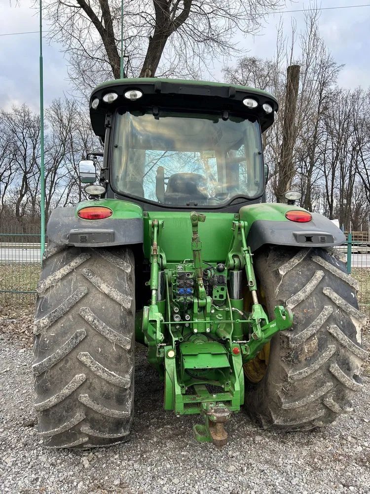 Трактор John Deere 8320 R Джон Дір