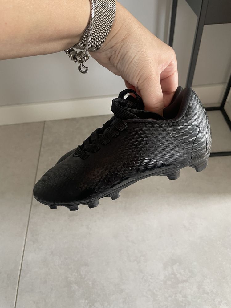 Czarne korki buty piłkarskie ADIDAS Predator 31 jak nowe