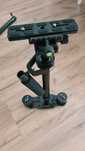 Stabilizator ręczny do kamery / aparatu – steadicam, gimbal mechaniczn